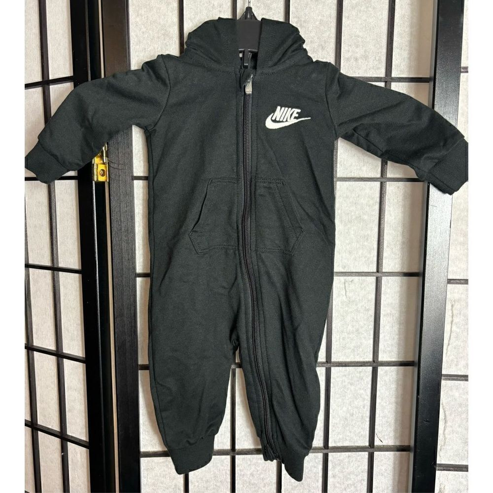 Nikeblack Hooded Zip Up Bzbyromper